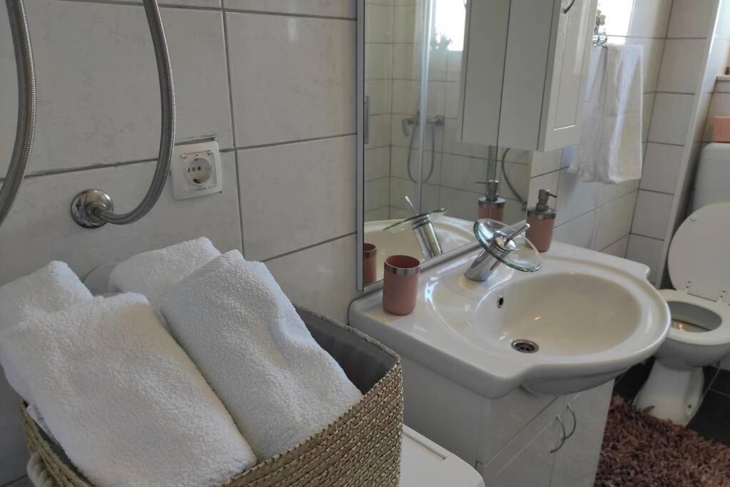 Kuca Za Odmor M&J Villa Benkovac Buitenkant foto