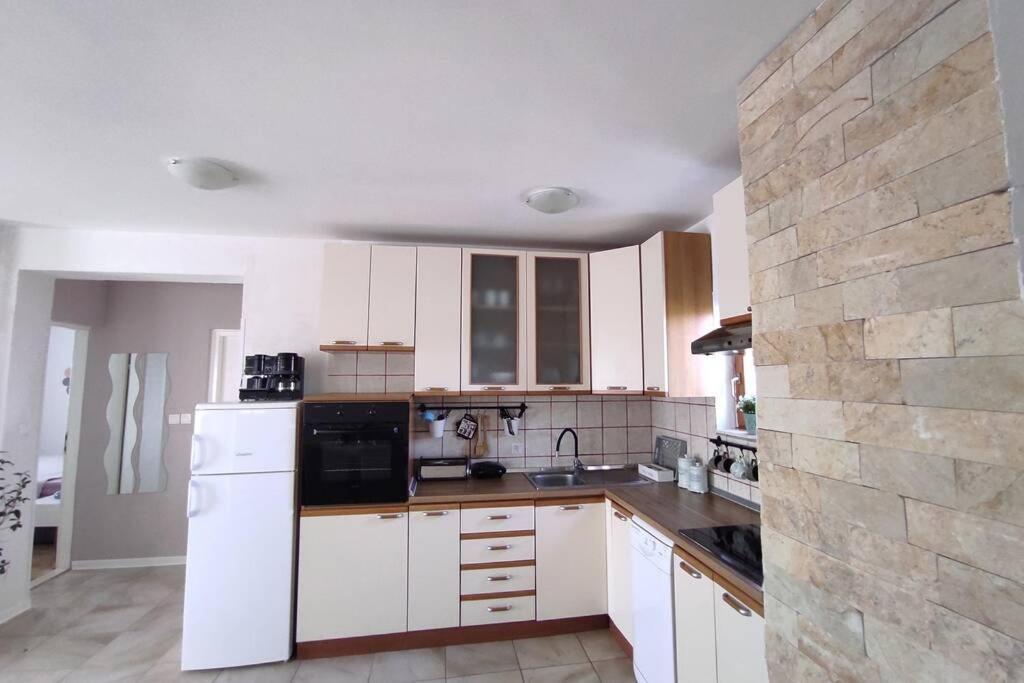 Kuca Za Odmor M&J Villa Benkovac Buitenkant foto