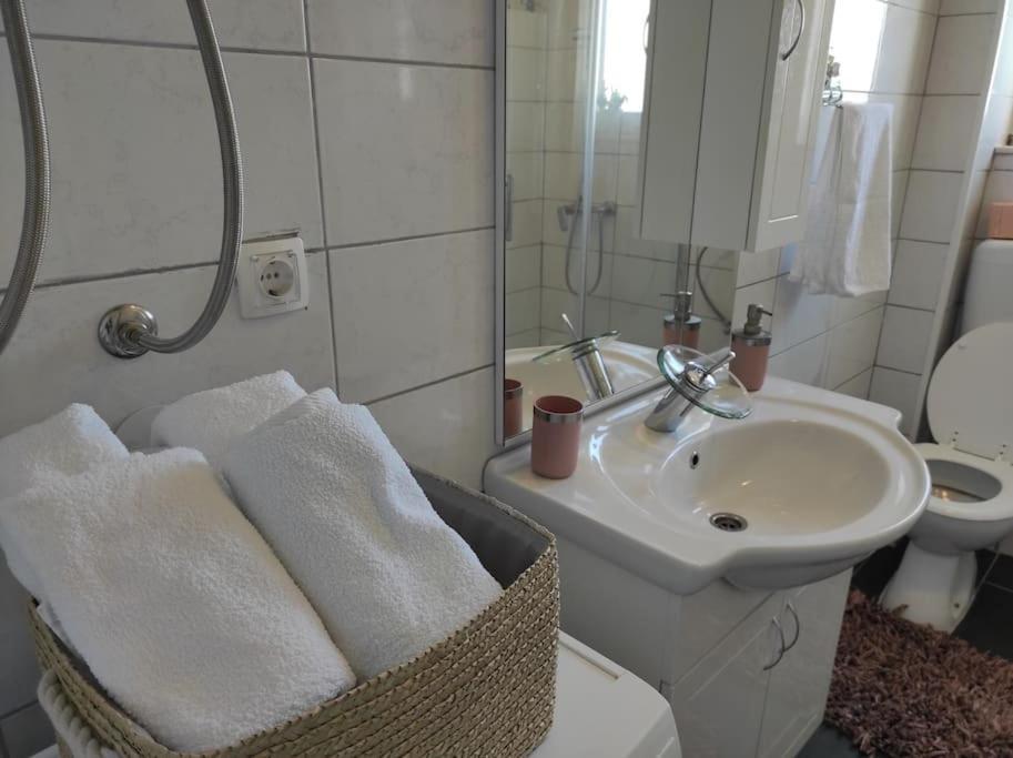 Kuca Za Odmor M&J Villa Benkovac Buitenkant foto